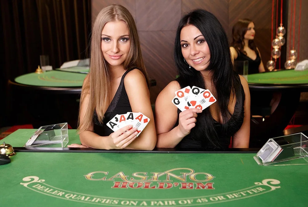 Meja live casino dengan suasana permainan langsung